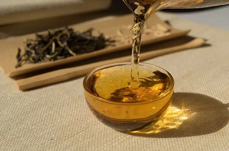 怎么喝了普洱茶嗓子會難受？