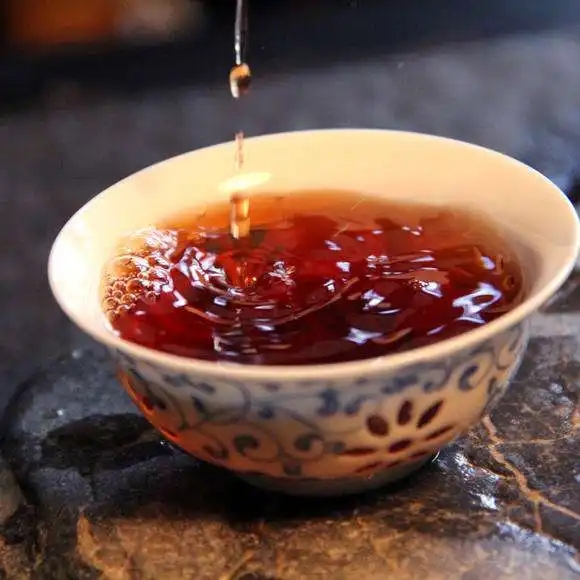 什么季節(jié)喝普洱茶好？喝普洱茶的禁忌和注意事項?