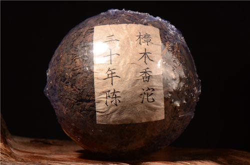 收藏普洱茶，應選擇知名品牌還是小品牌？